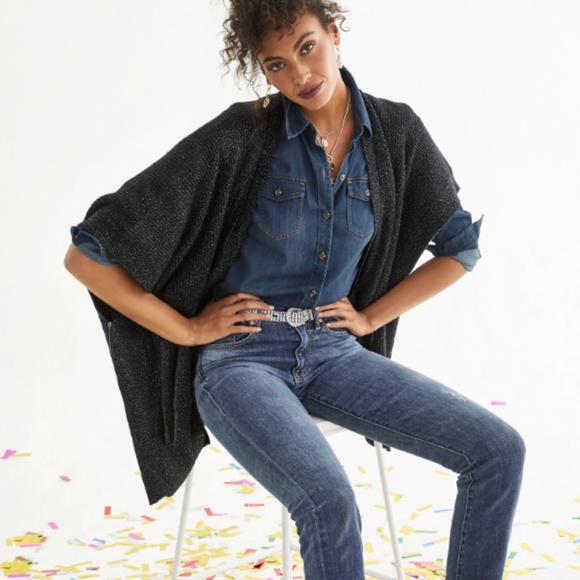 CAbi Limited Edition 'Luxury Poncho' - Picture 1 of 9